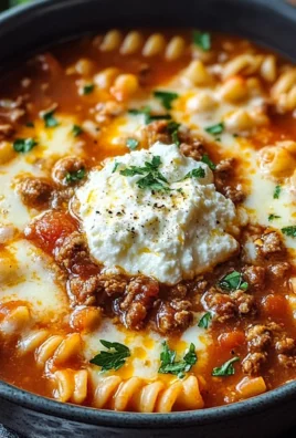 Easy Lasagna Soup Recipe: Cheesy Beef & Tomato Pasta