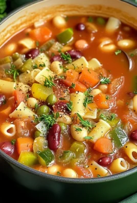 Minestrone Soup (Olive Garden Copycat) Recipe