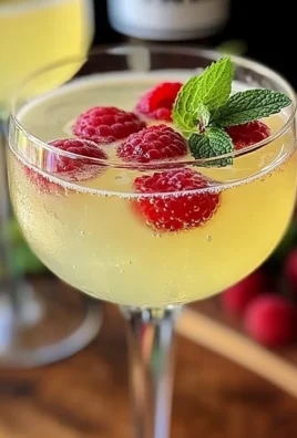 Sparkling Raspberry-Limoncello Cocktail